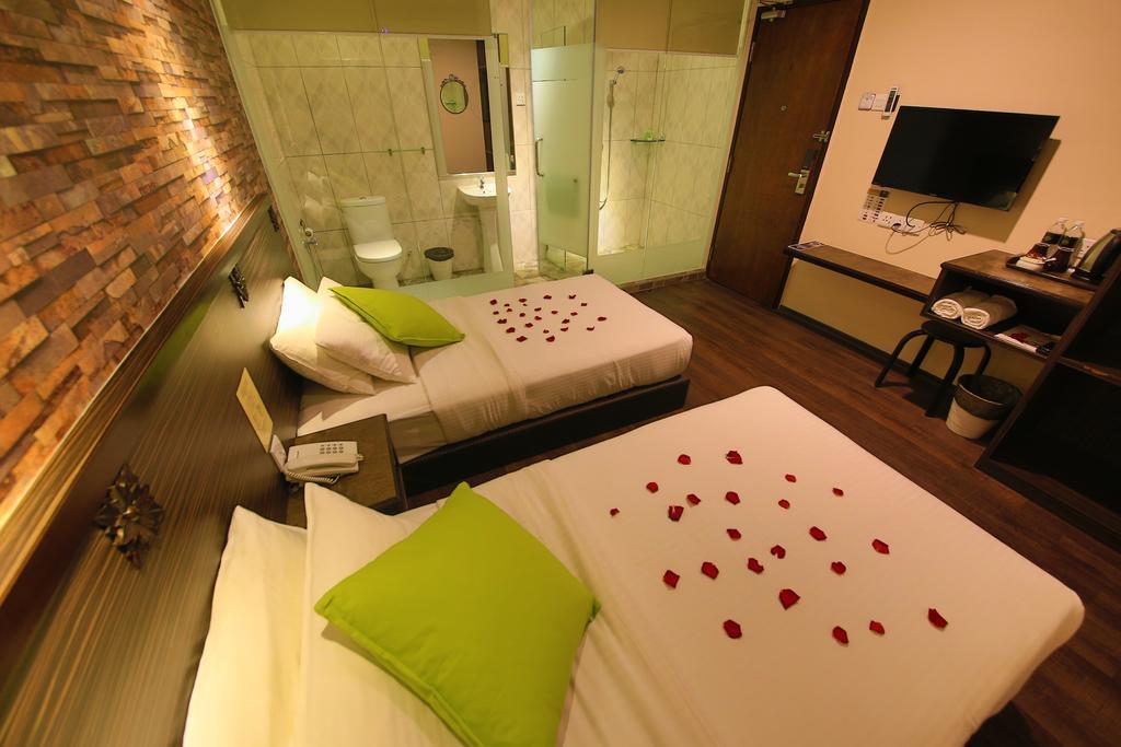 Apple Hotel Penang George Town Exterior photo